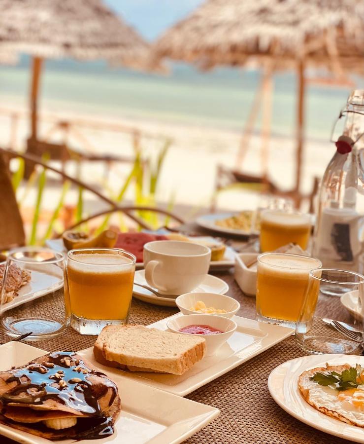 Helwas Zanzibar Beach Hotel Bwejuu Dış mekan fotoğraf